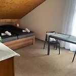 U Kuzelku 3* Hvezdonice
