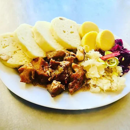 Hvězdonice U Kuželků 3*